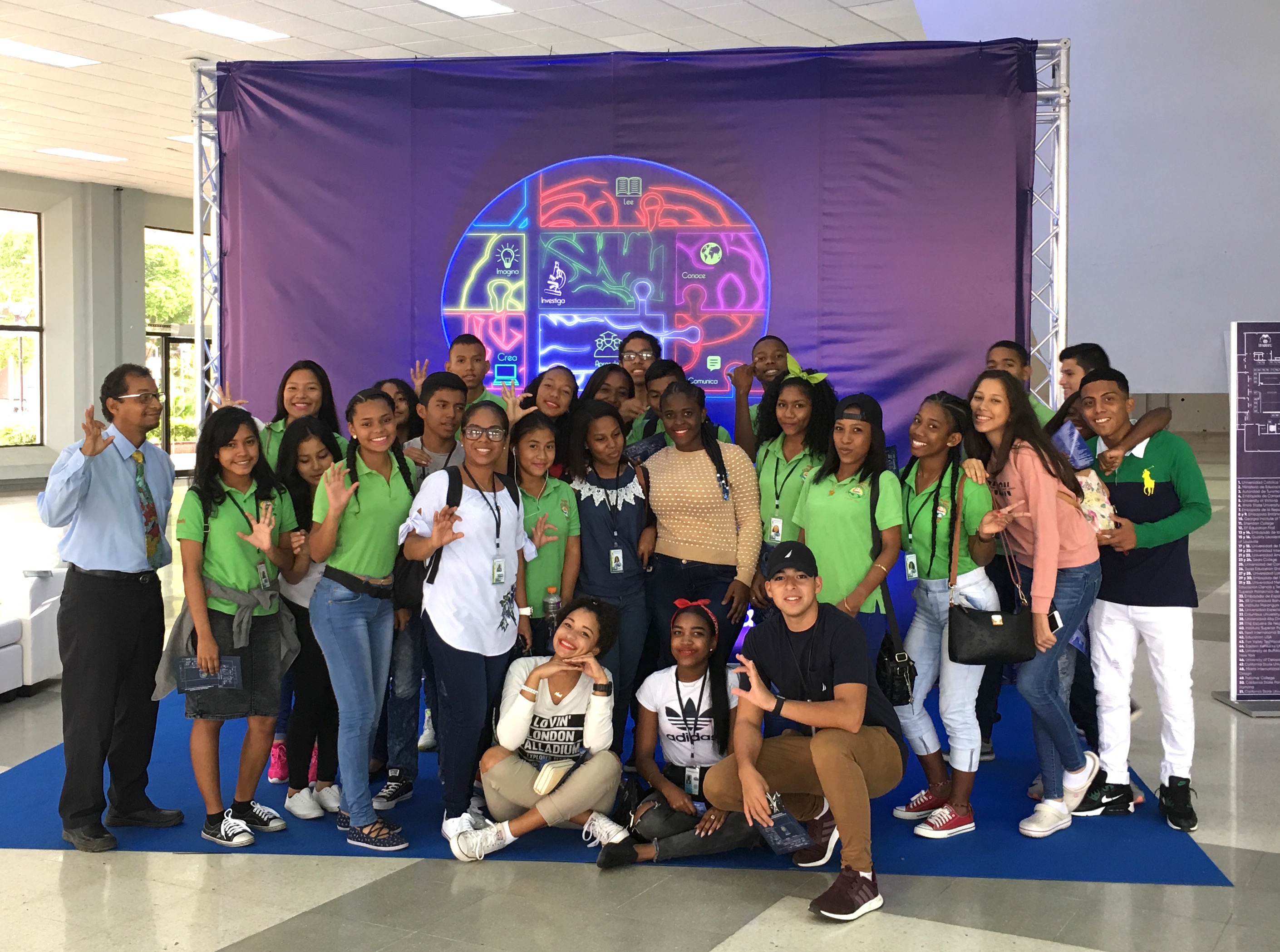 Estudiantes de la provincia de Colón, con oportunidades de un mejor futuro académico